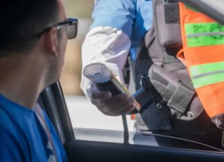Impulsan una ley para que manejar alcoholizado sea considerado un delito
