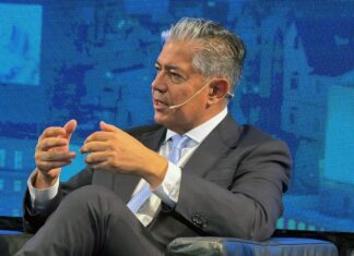 Figueroa avanza con las petroleras para financiar nuevas rutas y acelerar la infraestructura de Vaca Muerta