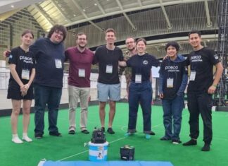 Dos jóvenes salteños ganaron un desafío mundial de robótica en Corea del Sur