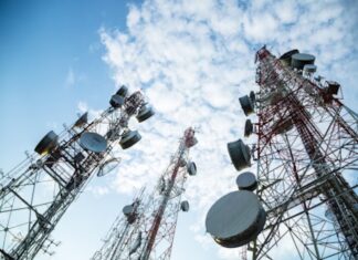 «Metrotel» fue autorizada a recibir 6 millones de líneas móviles y competirá con Personal y Claro