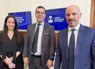 Neuquén busca acercar los servicios consulares de España a la provincia