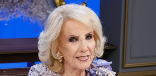 Mirtha Legrand quedó internada por un cuadro respiratorio bronquial