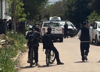 Un alumno recibió dos disparos dentro de una escuela de González Catán