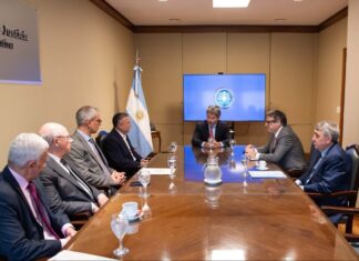 AMIA: el Gobierno evalúa llevar la causa contra Irán a tribunales internacionales