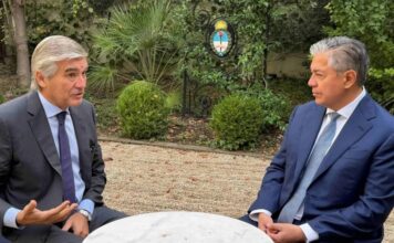 Neuquén busca aumentar las exportaciones de gas a Chile: Figueroa se reunió con Naturgy en España