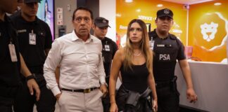 Difunden el video del presunto robo por el que detuvieron al padre de Agostina Páez